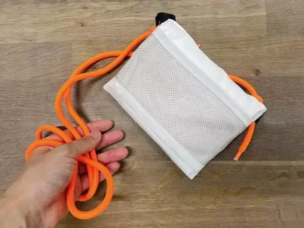 “買い出しのストレス”が激減！サコッシュ→エコバッグに変身「ダイソー300円バッグ」が便利すぎた