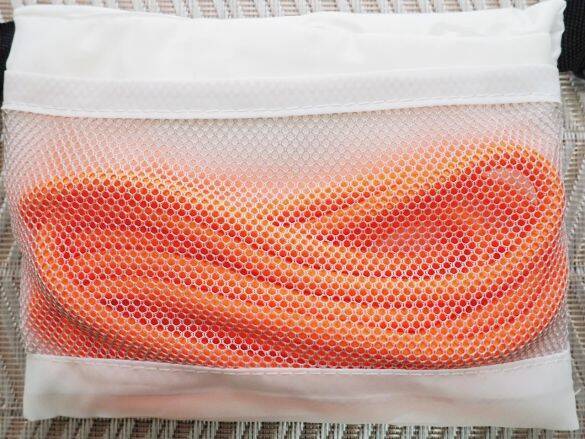 “買い出しのストレス”が激減！サコッシュ→エコバッグに変身「ダイソー300円バッグ」が便利すぎた