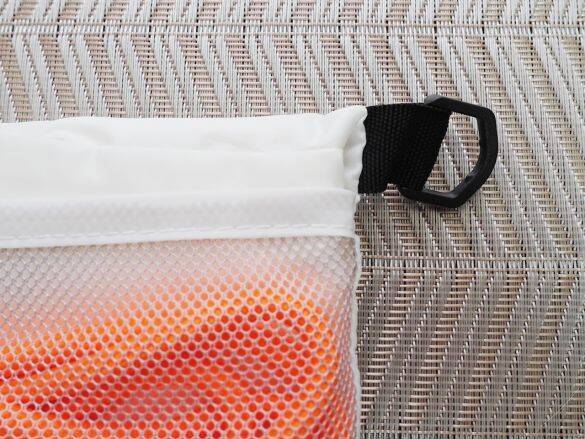 “買い出しのストレス”が激減！サコッシュ→エコバッグに変身「ダイソー300円バッグ」が便利すぎた