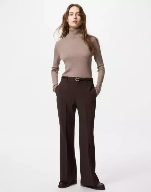 「アパレル店員が厳選「この冬買うべきユニクロ名品」3選。“名品カーディガン”は意外なコーナーに売られてる」の画像