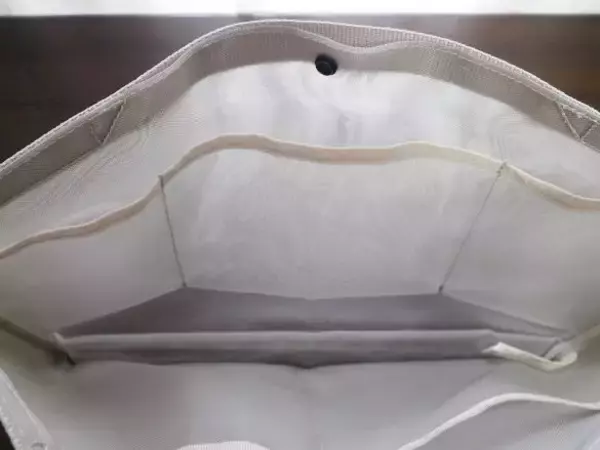 「バッグの中がグチャグチャ…→無印良品バッグインバッグで完全解決！「5つのポケットが嬉しすぎる」」の画像