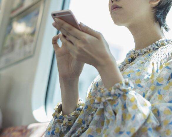 現役乗務員が明かす「意外な電車の忘れ物・落とし物」に衝撃！定番のモノから“まさかの食べ物”まで…本人を取材