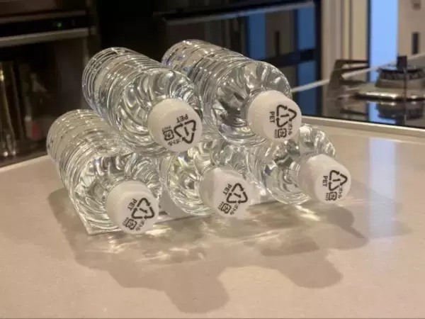 冷蔵庫のイライラを“100均商品”が解決！セリアの“地味スゴ”名品が優秀すぎた