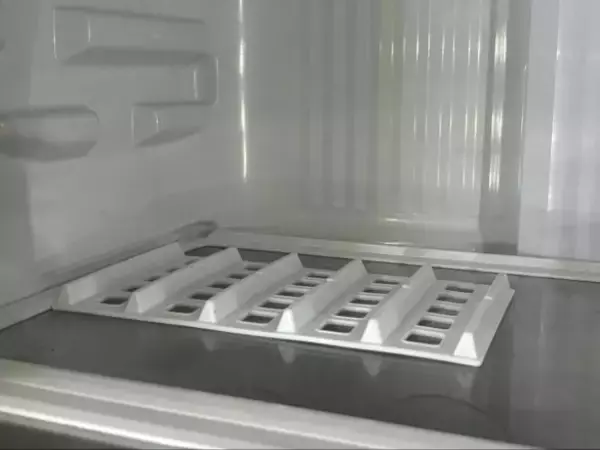 「冷蔵庫のイライラを“100均商品”が解決！セリアの“地味スゴ”名品が優秀すぎた」の画像