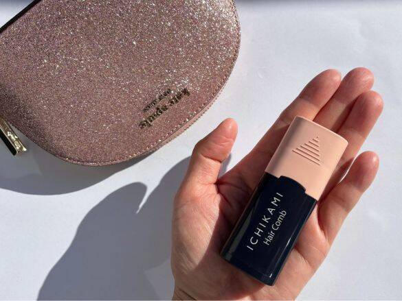 40代の老け前髪「分け目クッキリ、前髪ぺたっ」を救う“1000円の前髪ブラシ”がスゴかった！ 顔の印象が一気に若く