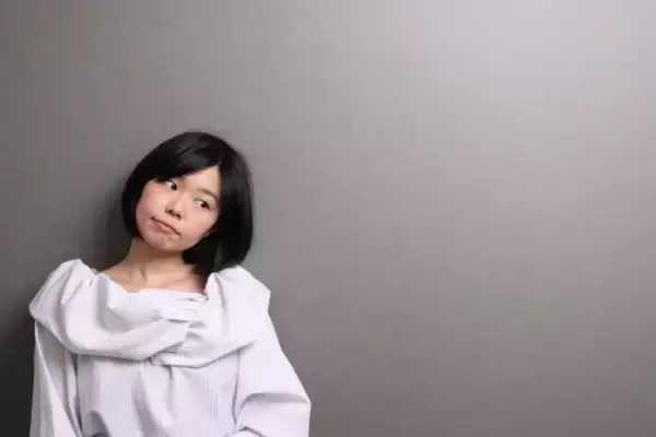 「登校拒否、高校中退…元『渡鬼』子役の私が陥っていた“絶望期”。フリーター生活で見つけた「自分にはなまるをあげる」生き方とは」の画像