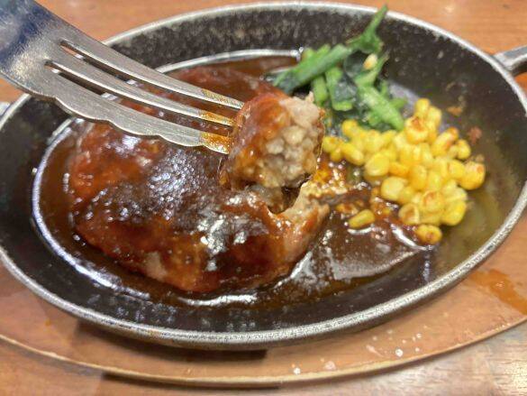 SNSで話題の「サイゼの上位互換」は本当か？300円ドリアに挑む「539円ドリア」の衝撃。デザートで起きた“まさかの結末”