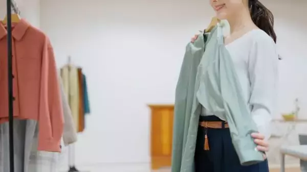 「クリスマスに「4℃」をもらってブチ切れ。1万5000円のアクセが許せなかった女性の“意外なその後”／恋愛人気記事BEST」の画像