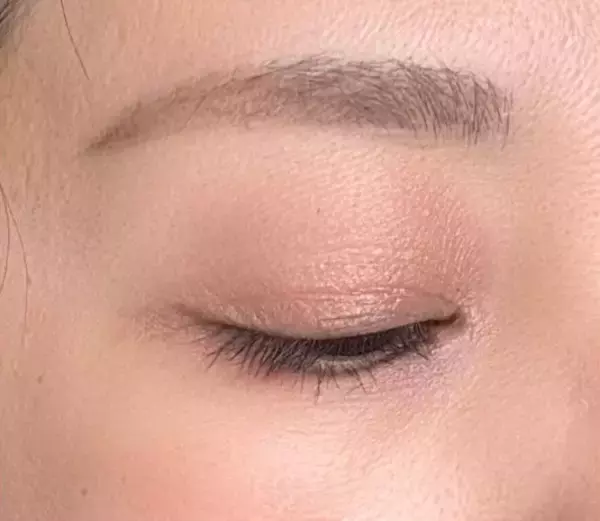 「「そのメイク、老けて見えます」40代に多い“メイクの誤解”ワースト5。若見えの常識はもう古い」の画像