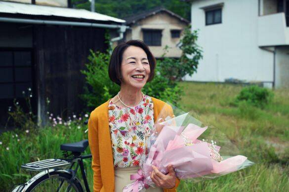 「4位が私で、3位が小学生の男の子」原田美枝子がハマる意外な趣味。必死だった30・40代を経て、いまが「結構楽しい」理由