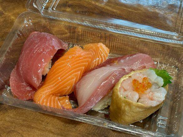 激安スーパー「ロピア」の“おトクすぎるボリューム満点総菜”を5つ厳選！思わず二度見の特大お寿司、サーモンぎっしりカツも