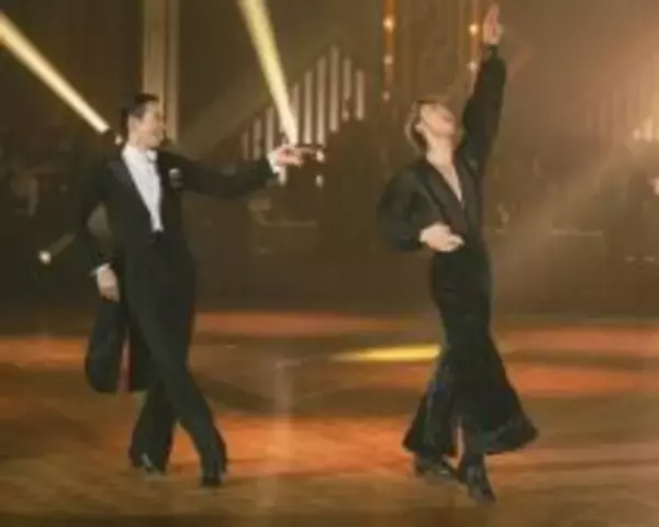 「「おいおいおい…」声が漏れるほど官能的。竹内涼真×町田啓太『10DANCE』に、男性ライターも悶絶。感想を「誰かに言わずにいられない」ワケは」の画像