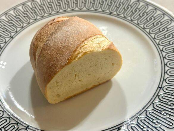 15個入って3000円!? 話題の「冷凍パン」詰め合わせが量・味ともにスゴすぎた！箱の中身を全部紹介