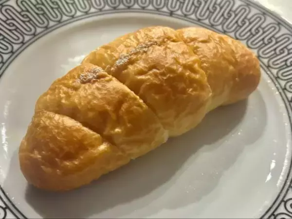 「15個入って3000円!? 話題の「冷凍パン」詰め合わせが量・味ともにスゴすぎた！箱の中身を全部紹介」の画像