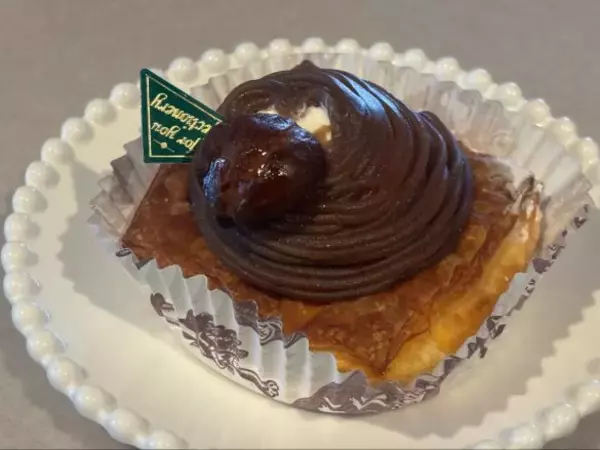 「15個入って3000円!? 話題の「冷凍パン」詰め合わせが量・味ともにスゴすぎた！箱の中身を全部紹介」の画像