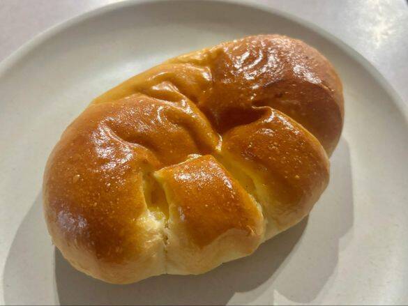 15個入って3000円!? 話題の「冷凍パン」詰め合わせが量・味ともにスゴすぎた！箱の中身を全部紹介