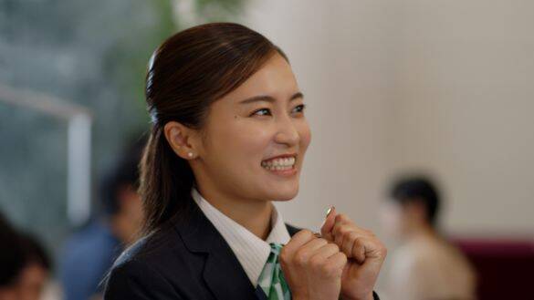 「世間から厳しい声…」小島瑠璃子、2年半ぶり覚悟の金髪復帰も“キャラ変”を迫られるワケ