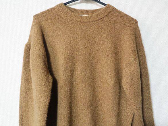 ニットのセルフ洗いの不安が解消！ダイソー「100円グッズ」で型崩れ知らず