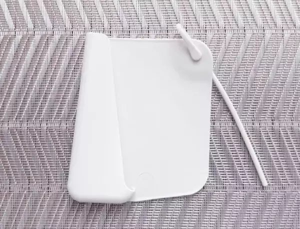 「弁当時の“カトラリーのイライラ”を解決。箸やスプーン持ち運びの“正解”を無印で発見。かさばらないし、長さ違いもOK」の画像