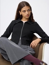 ＜最新版＞GUで“買ってはいけない服”と“本当に使える名品3つ”。アパレル店員が正直レビュー