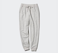 ユニクロ年末祭・新年祭が来た！“見たら即買い”の名品を40代スタイリストが厳選しました