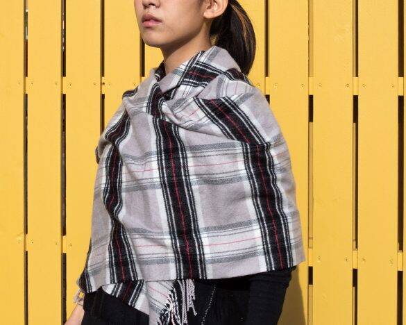 マフラーの大人可愛い巻き方5選。30秒でできちゃう：12月に読みたい記事