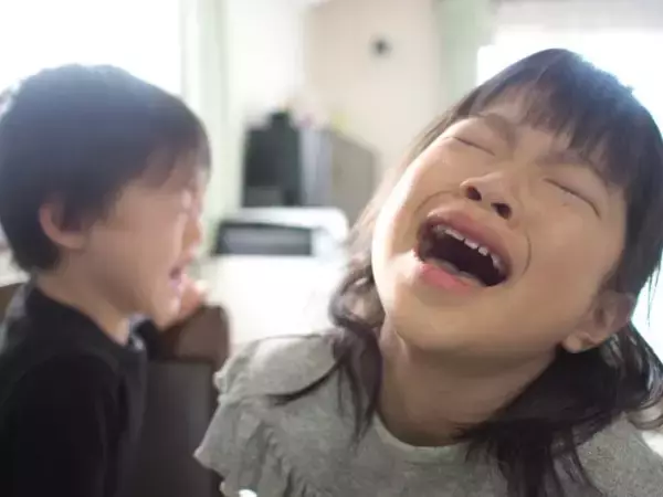 「キラキラママたちの“映えクリスマス会”が「地獄すぎた」。お菓子を前に泣く子どもたち…もう帰りたい！」の画像