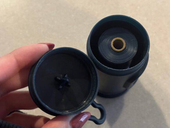 出先での「ここにゴミ箱があれば…」から解放！ キャンドゥの1枚7円“携帯用ゴミ袋”、使ったら手放せなくなったワケ