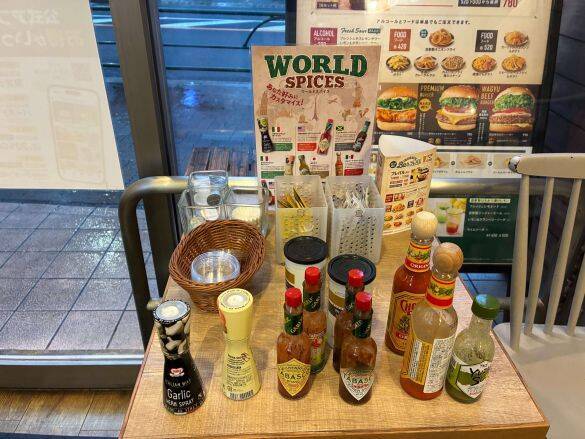 生ビールが290円。フレッシュネスバーガーで“ちょい飲み”したら…健康的バーガーとビールが相性最高！  財布にも優しい「罪悪感なしの幸せ」