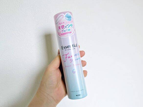 1000円ちょいのスプレーだけで、40代の髪に“天使の輪”が！ トリートメントより簡単な“令和の最新アイテム”にウキウキ