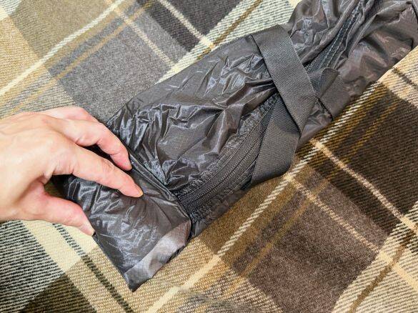 旅行帰りに荷物が増えて困る…無印良品2990円「手のひらサイズボストンバッグ」で即解決｜無印良品週間に買いたいもの