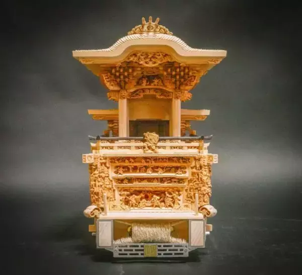 「12歳の少年が作った「ミニだんじり」の完成度がスゴい…！親子二代に続く”だんじり愛”を取材」の画像