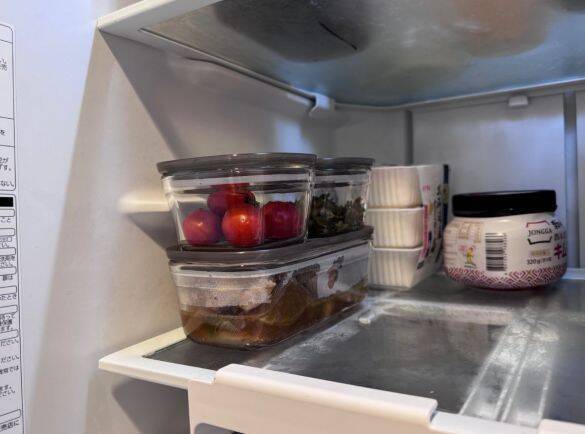 「フタを“閉めたまま”レンチンできる保存容器」がこんなに便利なんて！ 3COINSで買ったら最高すぎて、即まとめ買い