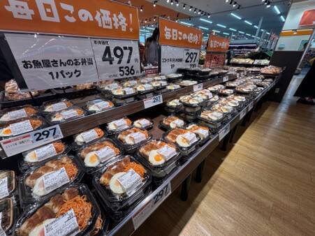 「200円台でこの満足度!?」具材がはみ出す“はみ盛りコッペ”が衝撃のコスパ。話題のスーパーで見つけた大注目商品6選