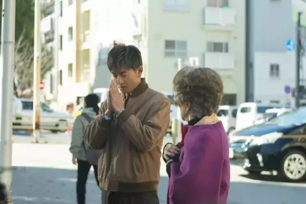 「「こんな運転手いない」とのツッコミも…それでも木村拓哉のタクシー運転手役が“良い”と言えるワケ」の画像