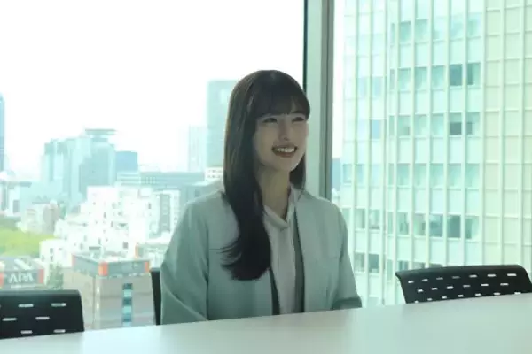 「元宝塚の娘役が明かす“キュンとさせる技術”とは？「10年間、毎日恋する芝居をしてきた」」の画像