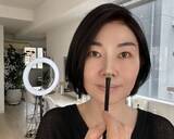 「「加齢で鼻が大きくなる」の対処法は？ノーズシャドウはNG、鼻をスッとさせる自然なメイク法」の画像2