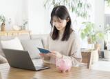 「夫のクローゼットから「謎の金色の像」が…。本人に金額を問うと、絶句するしかなかった」の画像2
