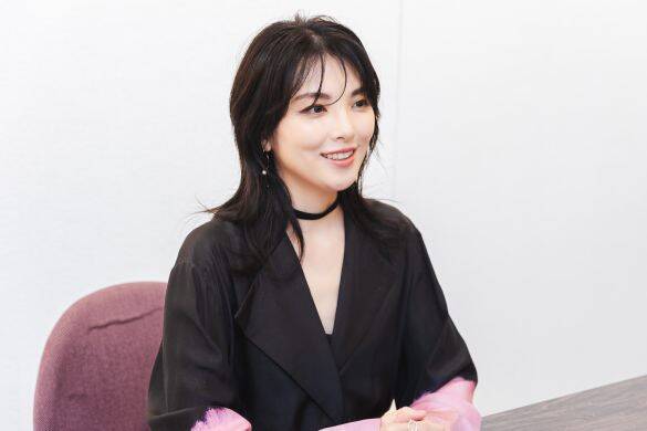 「はき掃除や草むしりを日課にすると…」一児の母・45歳女優が実感する“日々の習慣の効果”とは