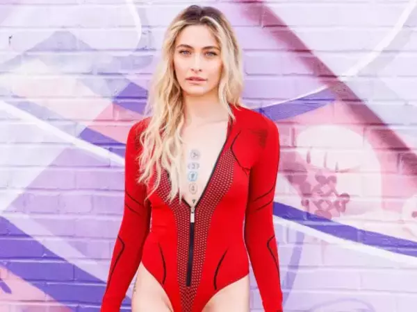 「スパゲッティを通せる」マイケル・ジャクソンの長女、鼻の中に空いた穴を公開。衝撃の原因も明かす