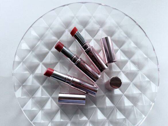 39歳“美のカリスマ”のセクシー唇に、1298円リップで挑戦！夜まで落ちないリップ術とは