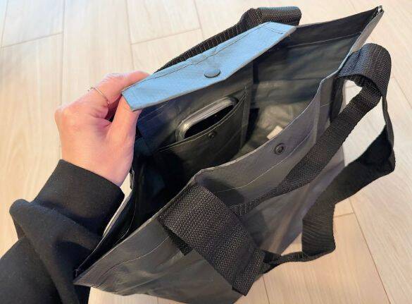 ローソンでしか買えない“無印良品550円たためるバッグ”が使い勝手良すぎ！ エコバッグ以上メインバッグ未満の絶妙な立ち位置