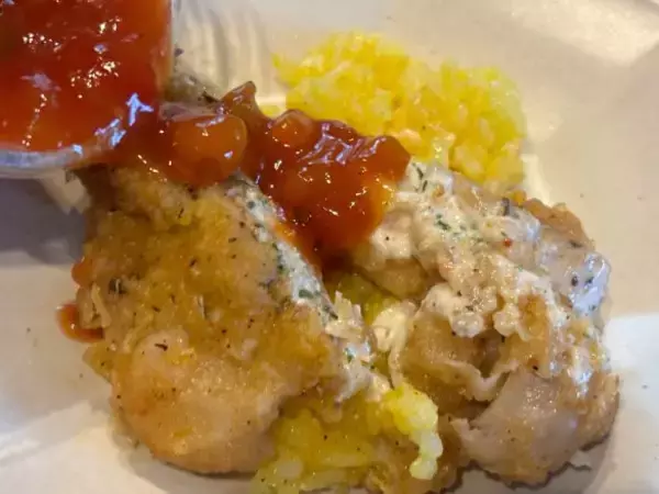 「激安スーパー「ロピア」の“衝撃ボリューム総菜＆スイーツ”4選。巨大ハンバーグに溺れるホイップ、この満足度でコスパ最強！」の画像