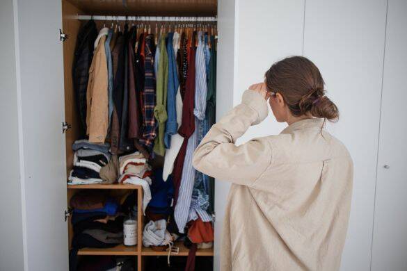 「服を1000枚捨てたら、人生うまくいった」ファッションエディターが説く“服捨て術”が深すぎた