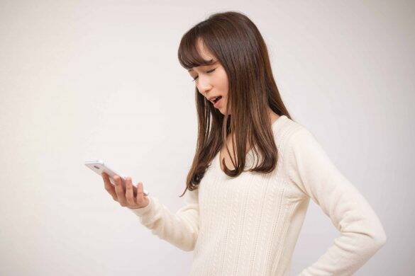 初対面の男性が会計時に放った、衝撃の一言。オラオラ系でイキり散らかしてたのに…／恋愛人気記事BEST