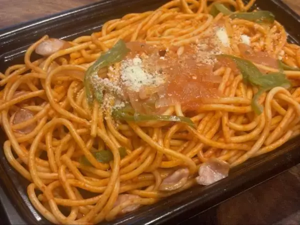 「「安すぎて二度見！」知る人ぞ知る“話題のスーパー”に行ってきた！ 299円ナポリタン、888円で22本串カツetc.おすすめ惣菜5選」の画像