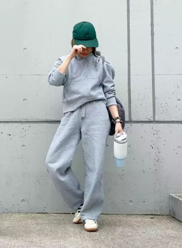 「おしゃれ？変？ 韓国スターの“半分パーカー”、スリにあうバッグ……謎のファッショントレンドを追う」の画像