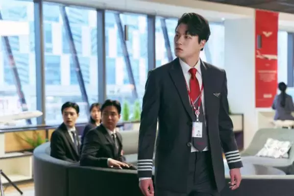 「「コンプラやハラスメント問題に触れることはリスクがあるけど…」松本穂香が感動した“人気俳優の不思議な魅力”」の画像