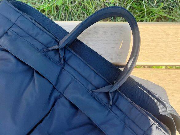 「色違いでもう1つ欲しい！」ユニクロの2WAYバッグが万能すぎた。通勤も休日もいけてコスパ最高