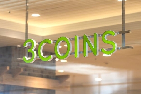 電車内や室内で、脱いだアウターが邪魔……3COINSの大人気商品で、アウター持ち歩き問題が解決した！／2025 人気記事top5